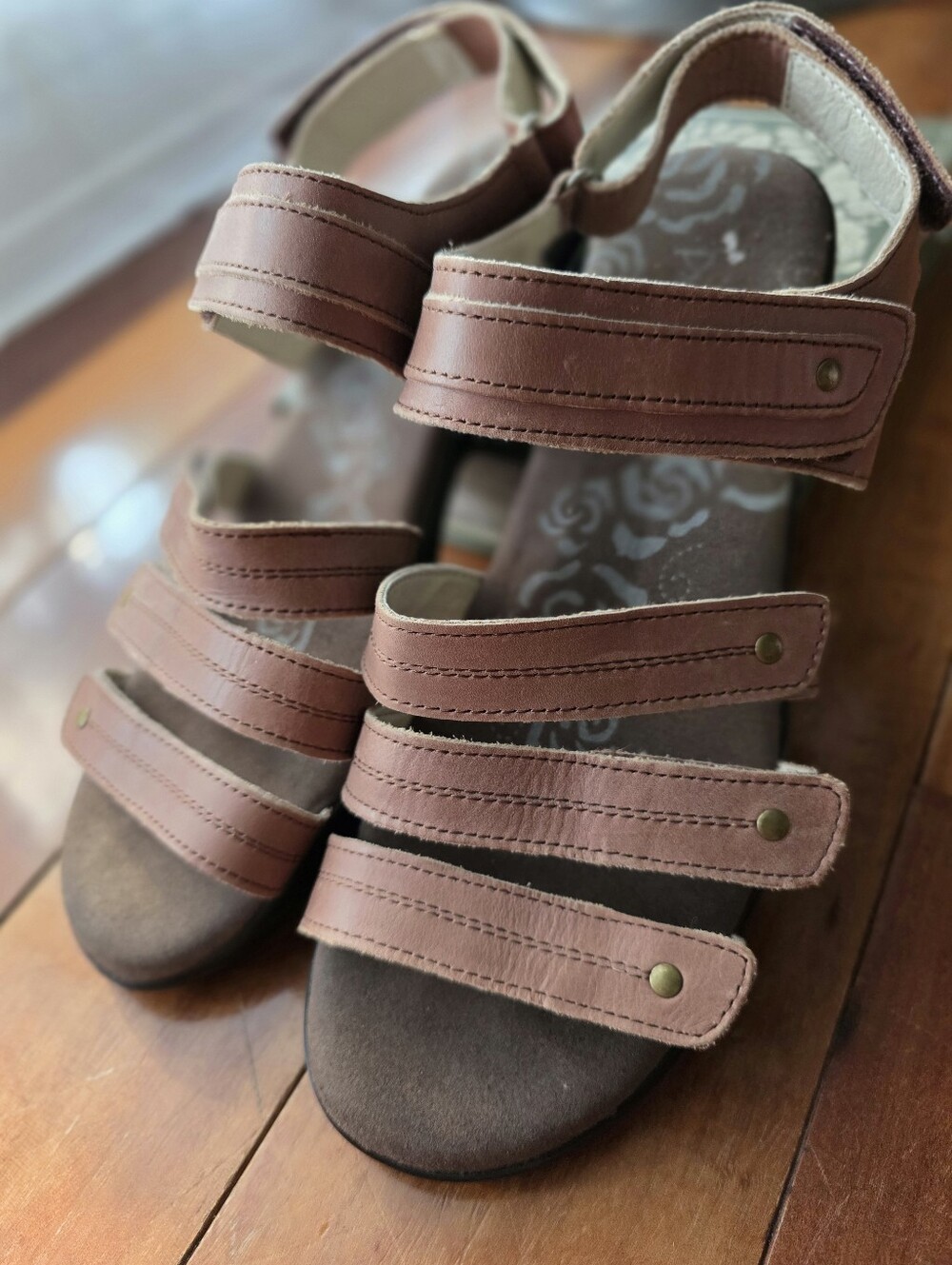 Propet Aurora Brown Leather Adjustable Strappy Wedge Sandals Comfort 8.5 2E Wide